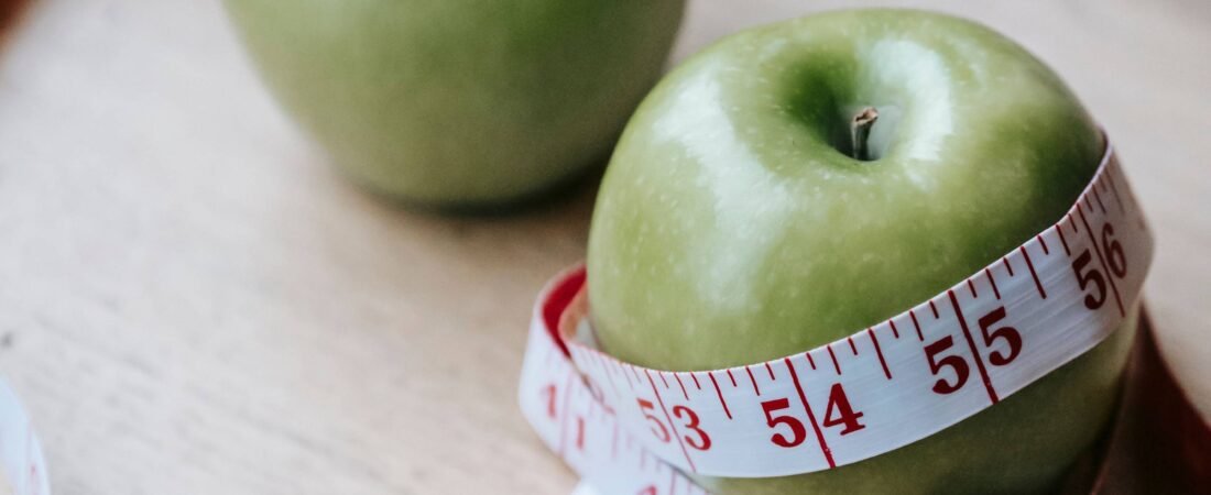 How Many Calories Should I Eat a Day? A Simple Guide by Age, Sex & Activity