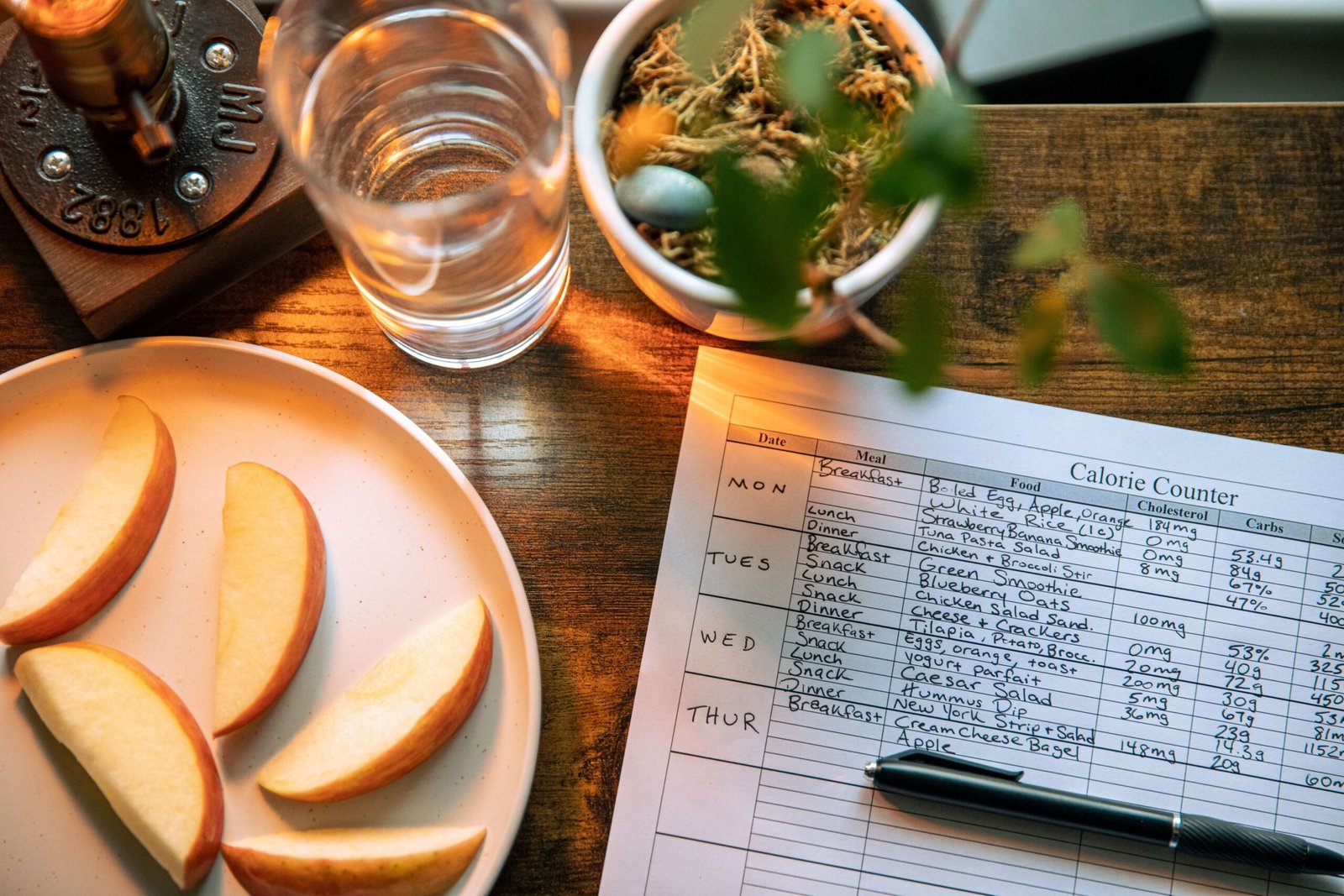 Calorie Deficit for Weight Loss: How to Calculate It, Eat Well & Stay Full
